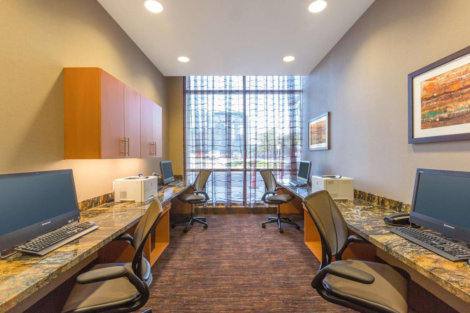 Hampton Inn Houston Downtown Exterior photo