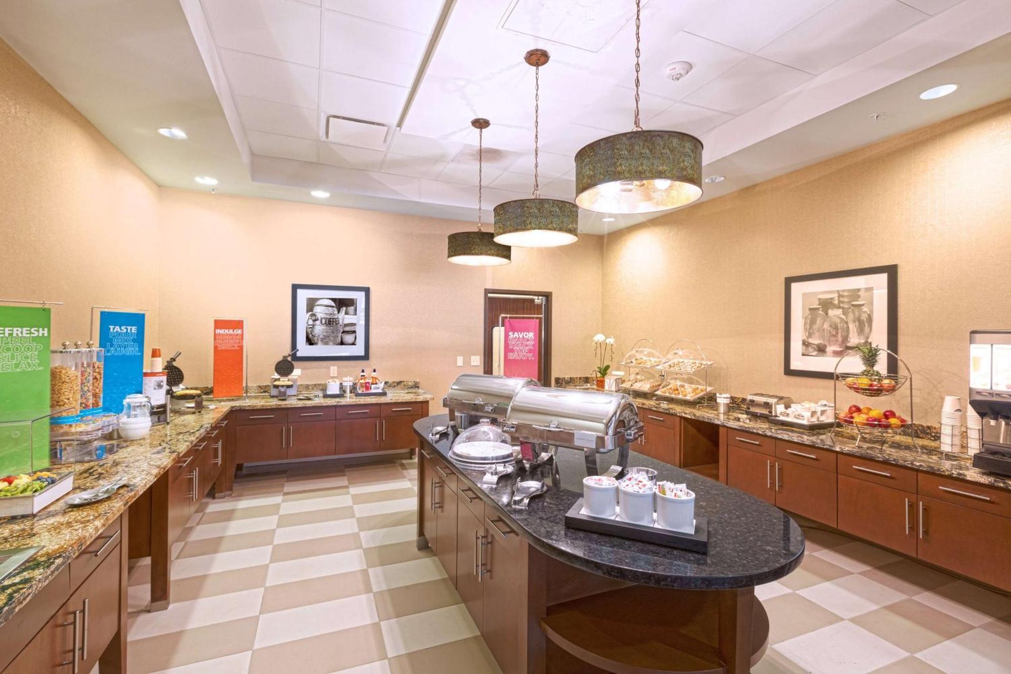 Hampton Inn Houston Downtown Exterior photo